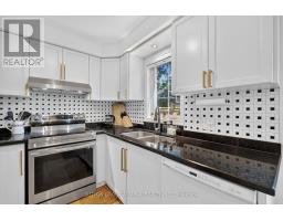 359 John West Way, Aurora, ON L4G7J7 Photo 10