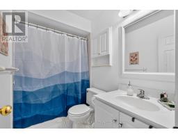 359 John West Way, Aurora, ON L4G7J7 Photo 16