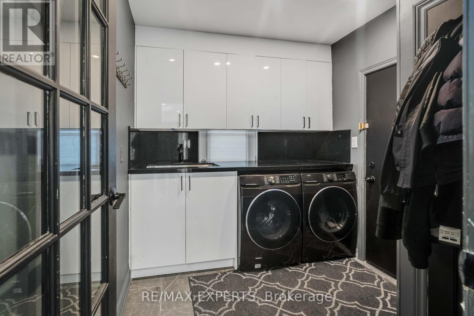 61 FISHER STREET - 16