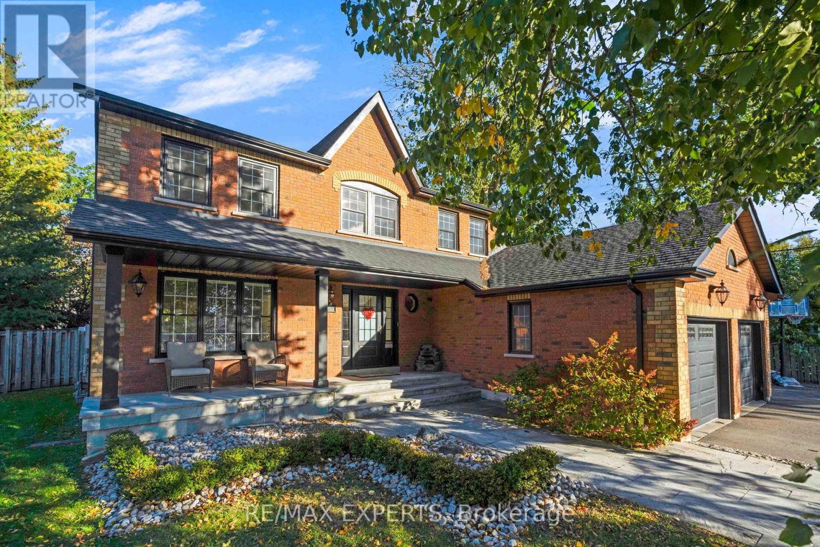 61 FISHER STREET - 2