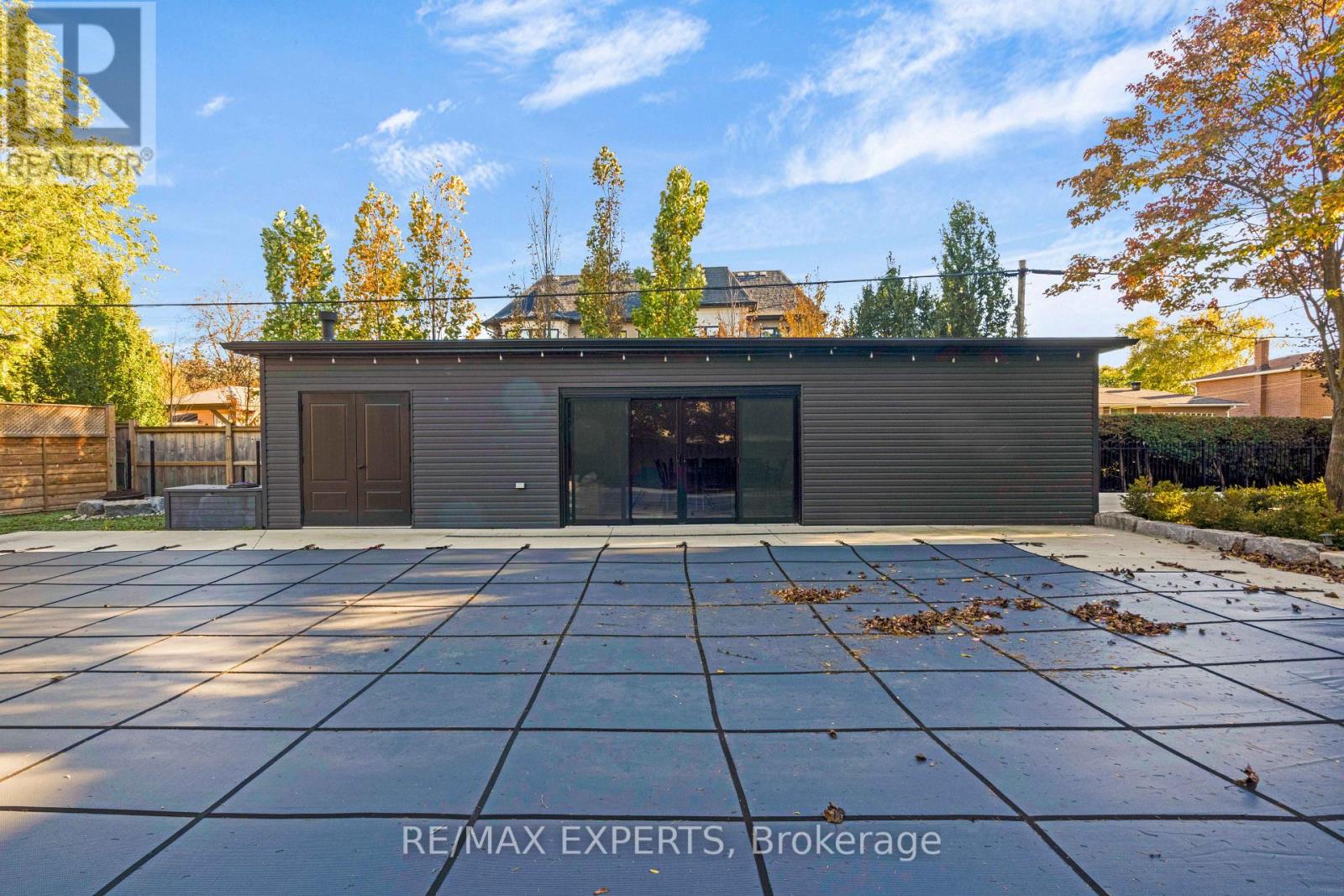 61 FISHER STREET - 35