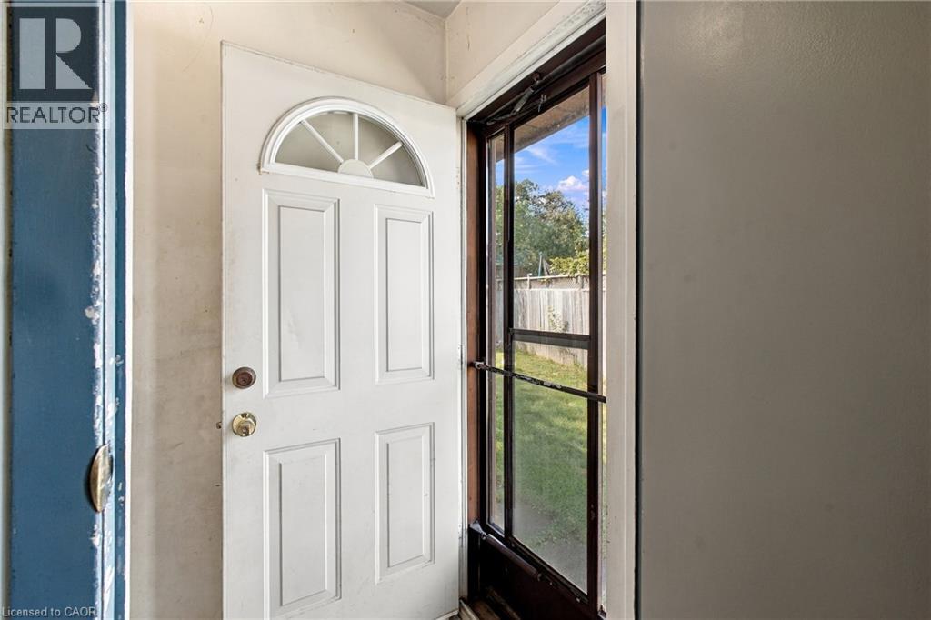 135 CEDARHILL Crescent - Image 23