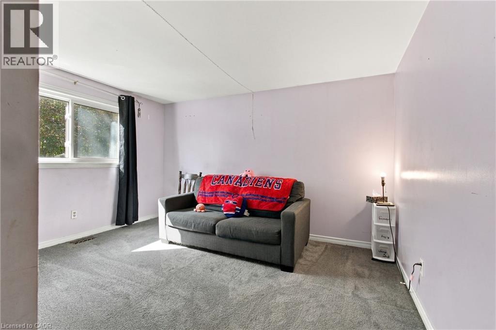 135 CEDARHILL Crescent - Image 20