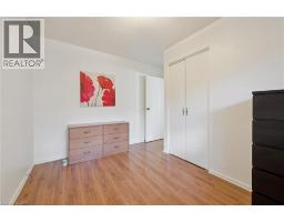 128 Briar Knoll Drive, Kitchener, ON N2E2B8 Photo 24