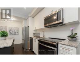 406 - 150 Sabina Drive, Oakville, ON L6H0W3 Photo 12