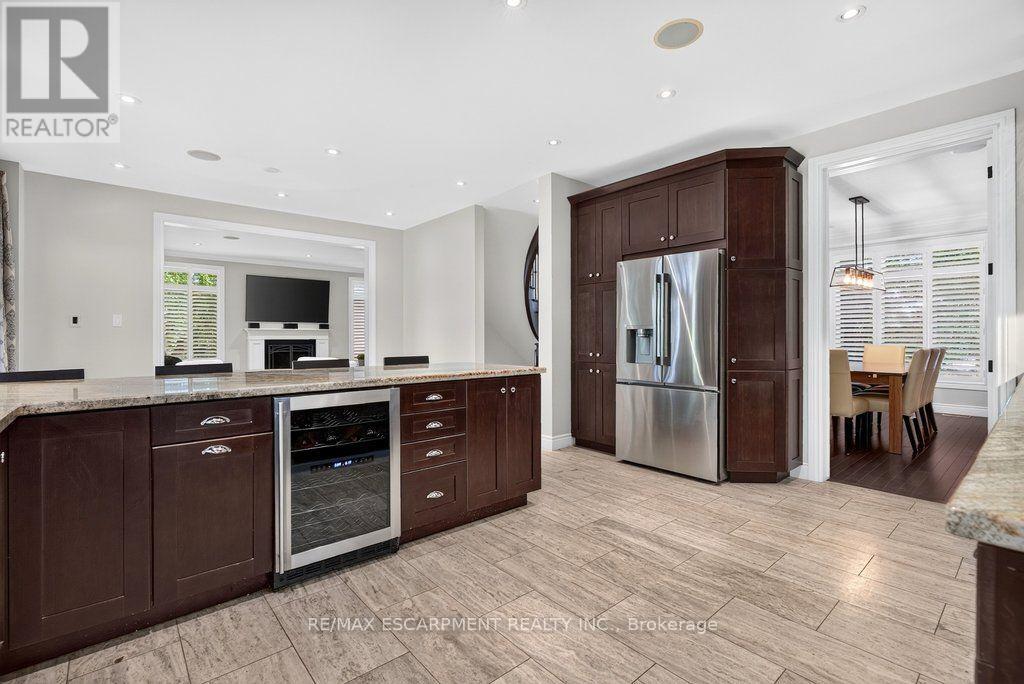 225 Lakeside Avenue, Burlington, ON photo 12