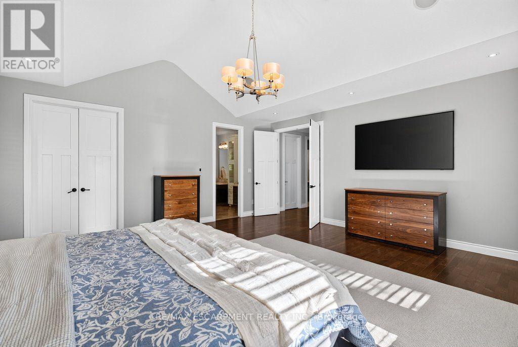 225 LAKESIDE AVENUE - 25