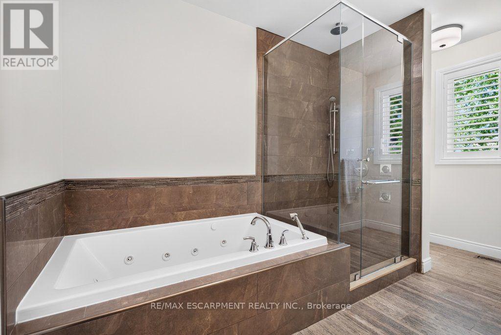 225 Lakeside Avenue, Burlington, ON photo 27