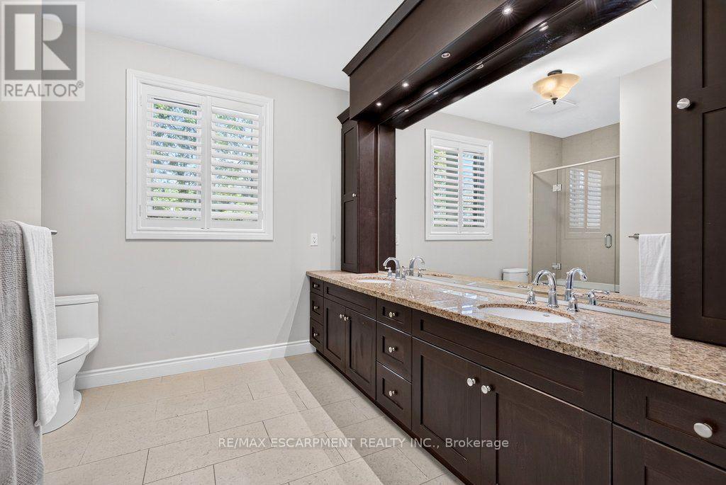 225 LAKESIDE AVENUE - 34