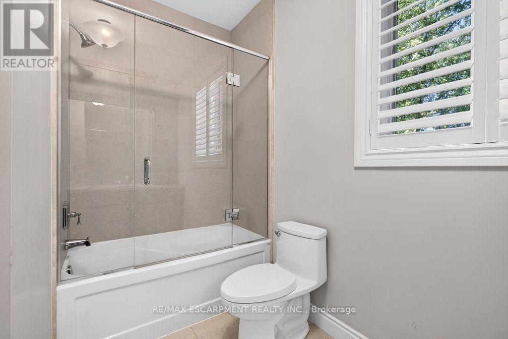 225 LAKESIDE AVENUE - 35