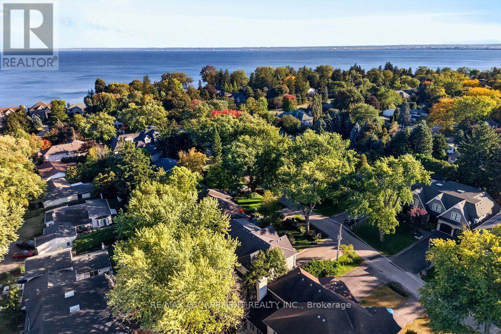 225 Lakeside Avenue, Burlington, ON photo 47