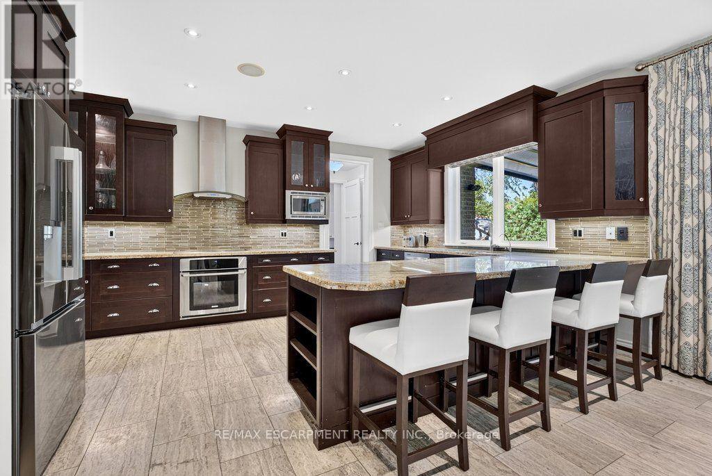 225 LAKESIDE AVENUE - 9