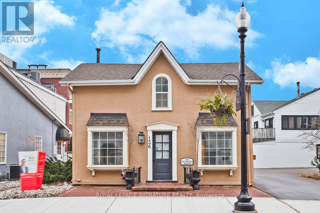136 TRAFALGAR ROAD