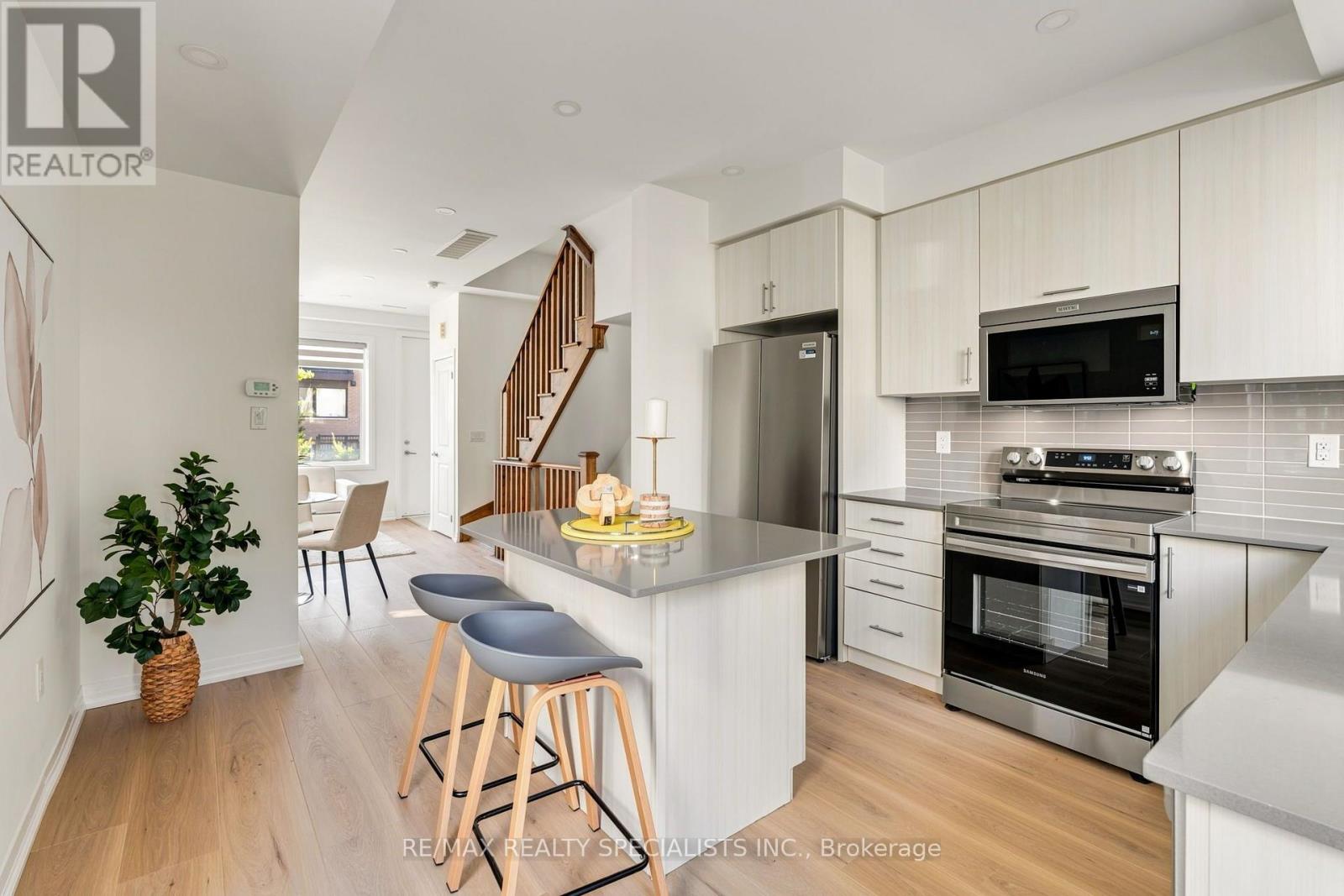 162 WILLIAM DUNCAN ROAD - 16
