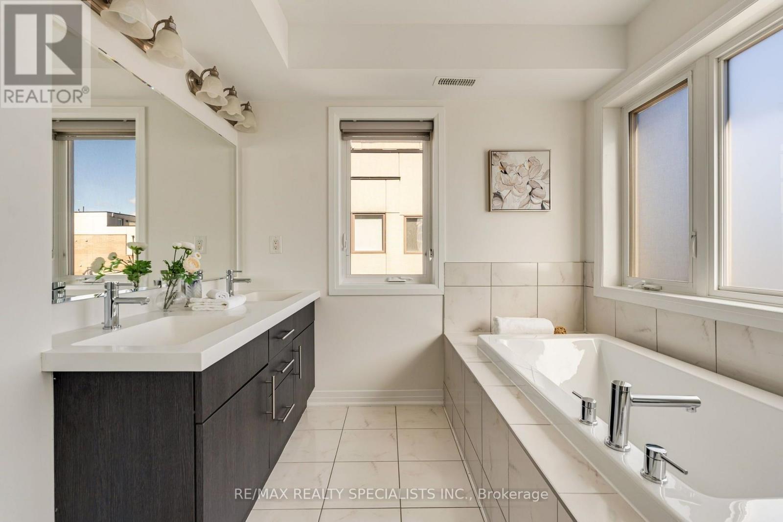 162 WILLIAM DUNCAN ROAD - 34