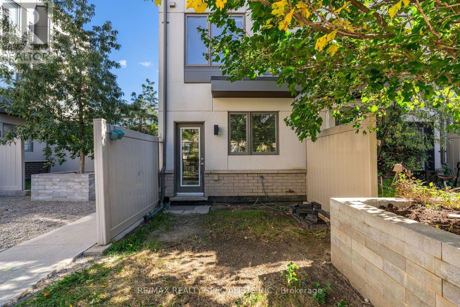 162 WILLIAM DUNCAN ROAD - 48