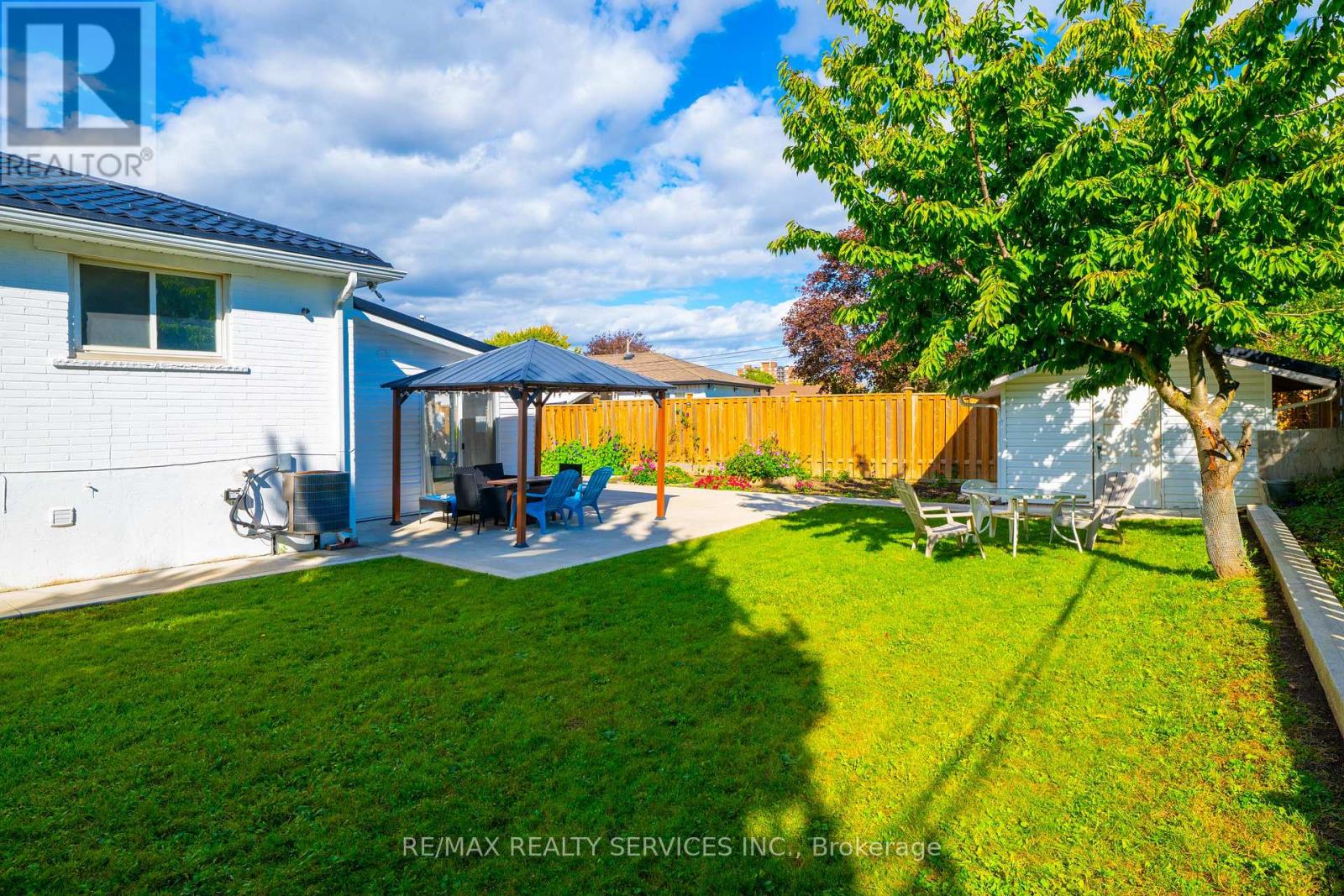 17 Avening Drive, Toronto, ON photo 40