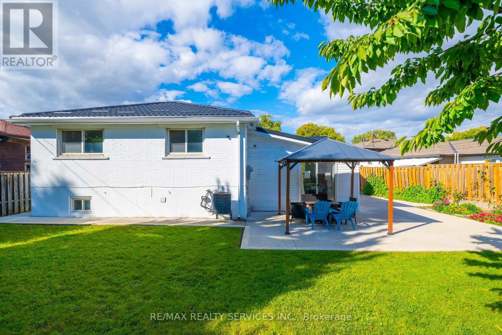 17 AVENING DRIVE - 41