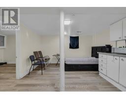 17 Avening Drive, Toronto, ON M9V1Y2 Photo 32