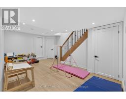 17 Exbury Road, Toronto, ON M3M1P6 Photo 33