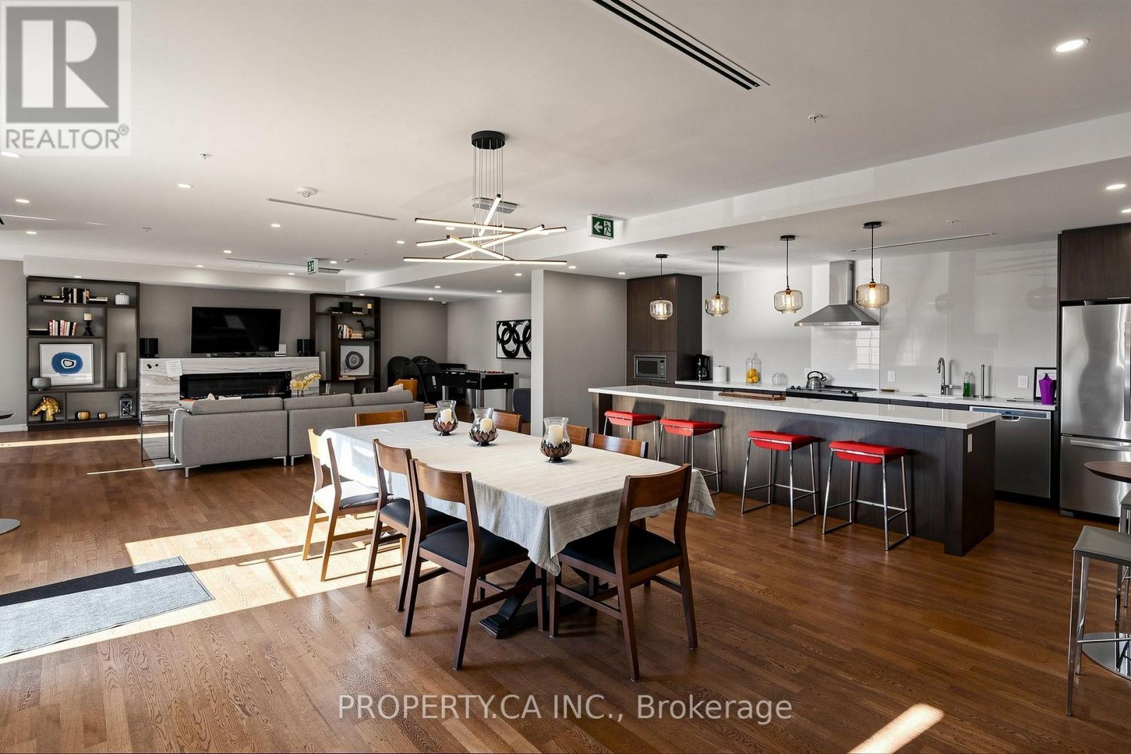 457 Plains Road East — photo 33