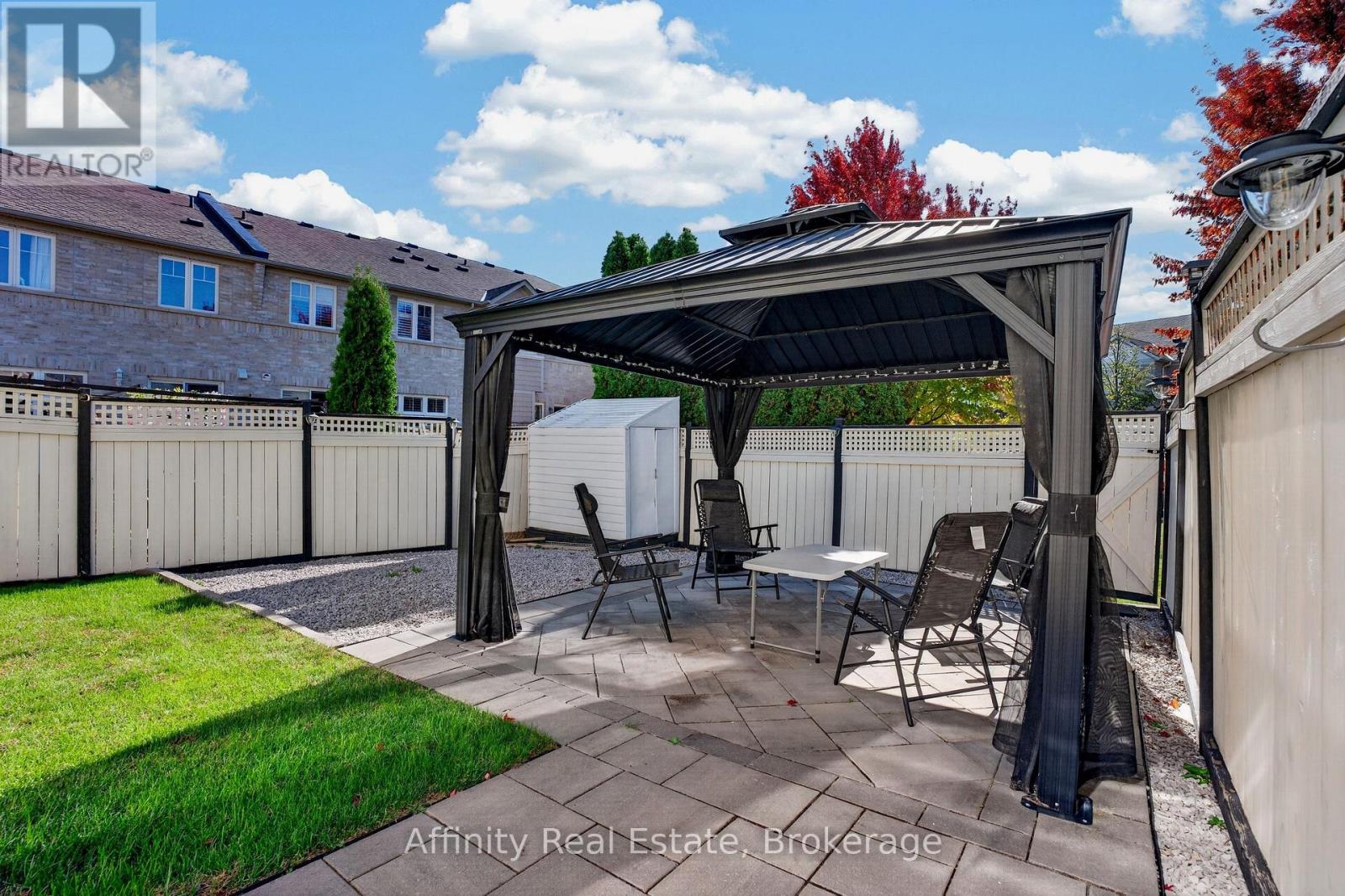 10 Maplerun Street, Caledon, ON photo 47