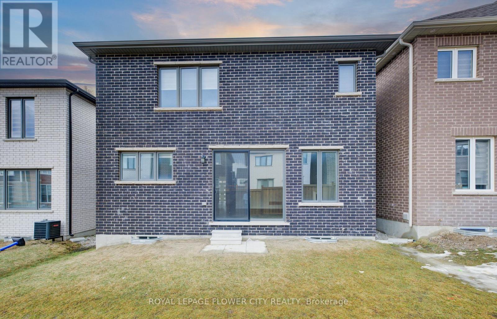 51 WILLIAM NADOR STREET - 38