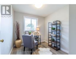 159 Northview Heights Drive, Cambridge, ON N1R7M1 Photo 10