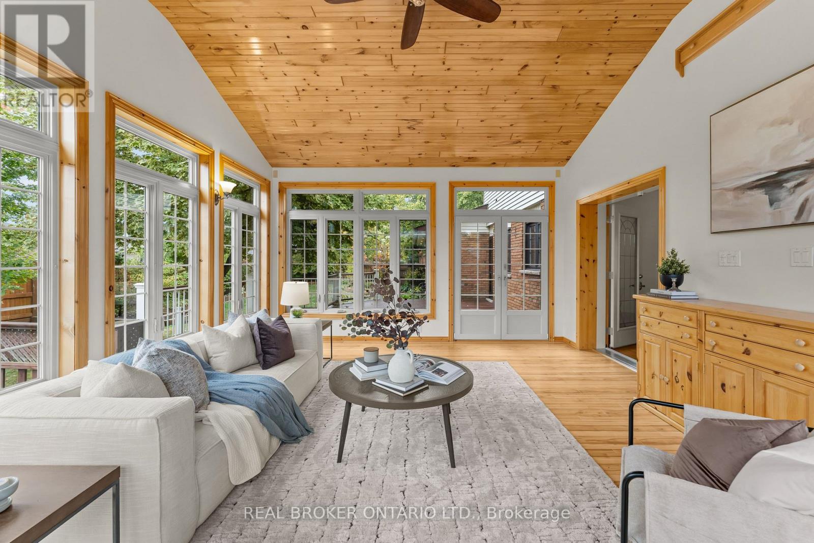 804 PINEWOOD DRIVE - 11