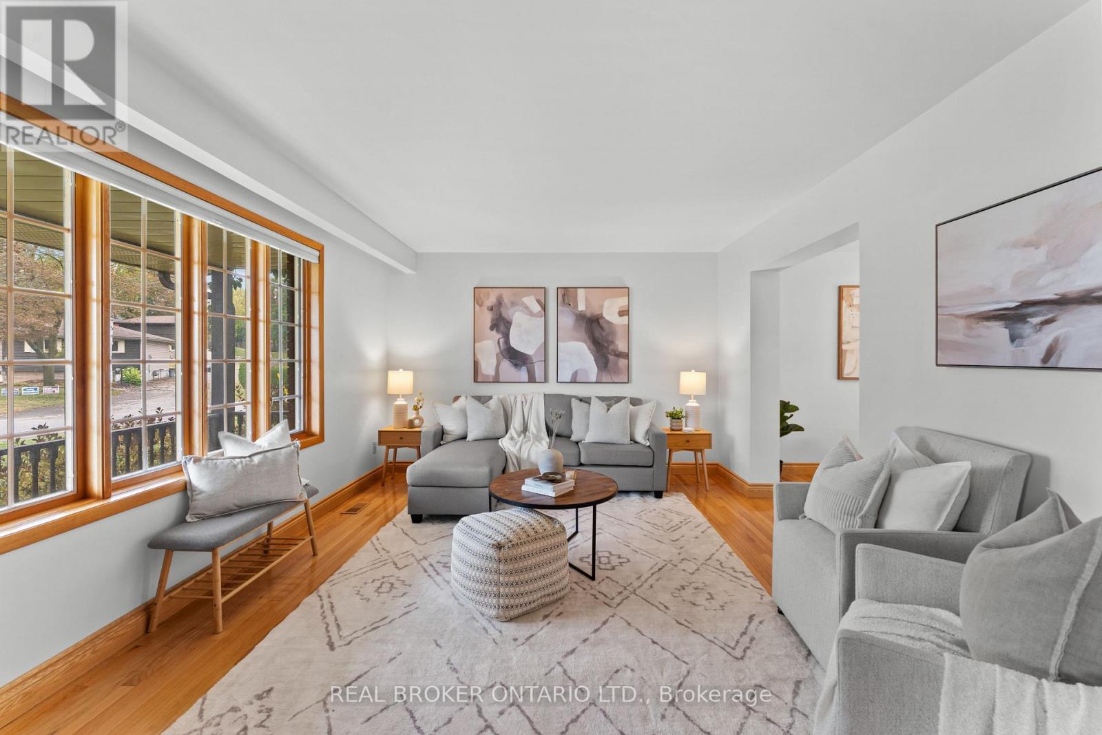 804 PINEWOOD DRIVE - Image 17