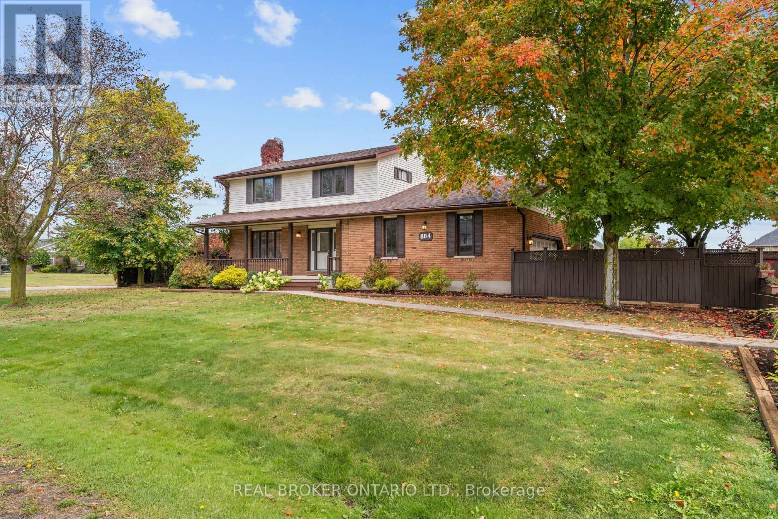 804 PINEWOOD DRIVE - 2