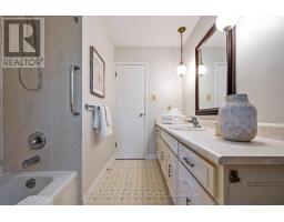 137 White Pine Crescent, Waterloo, ON N2V1B3 Photo 19