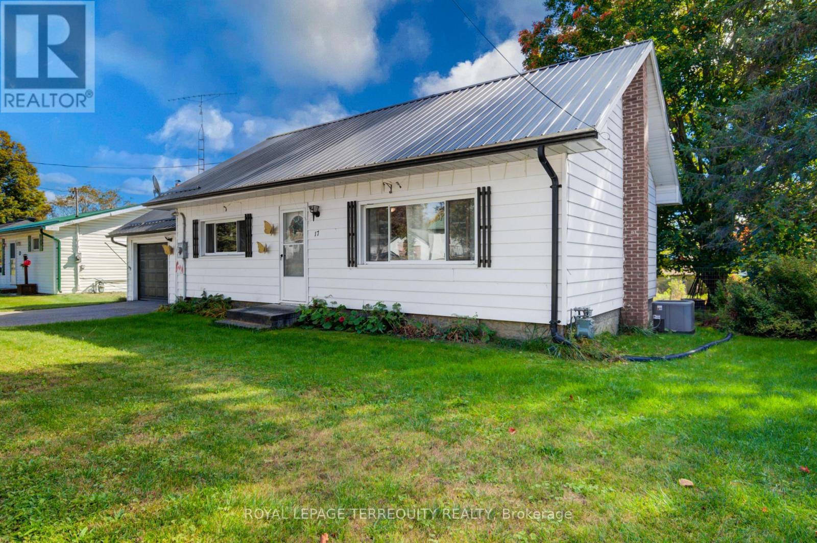 17 Donald Street, Havelock-Belmont-Methuen, ON photo 4