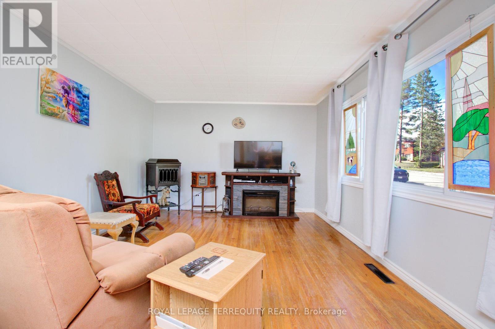 17 Donald Street, Havelock-Belmont-Methuen, ON photo 7