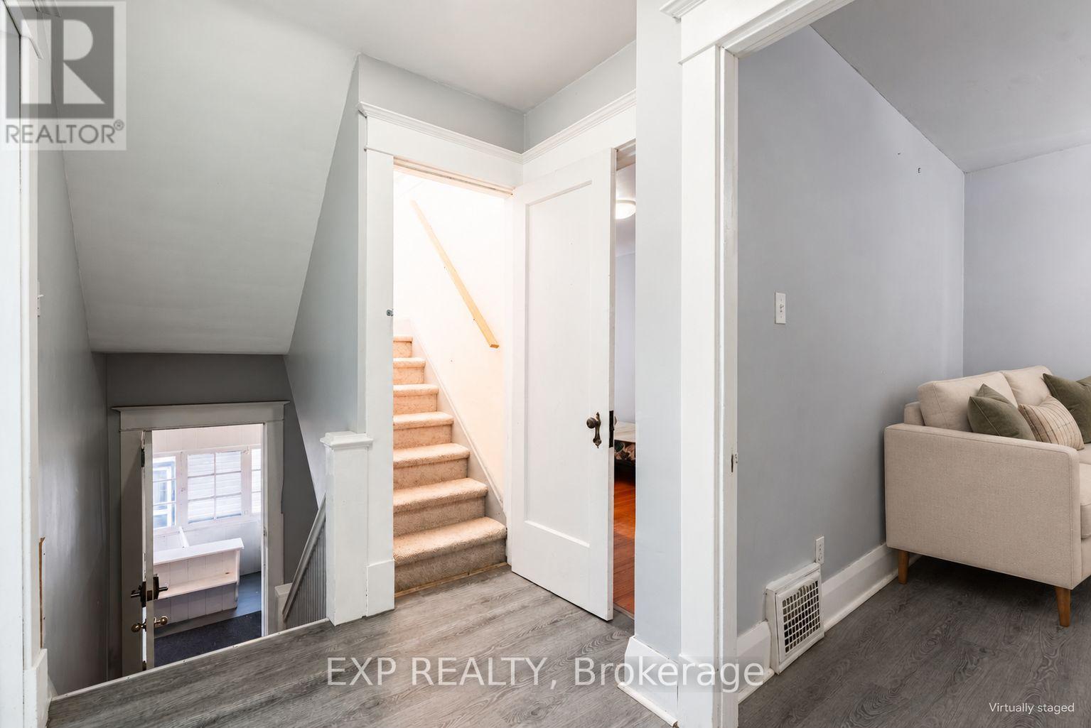 4613 RYERSON CRESCENT - 19