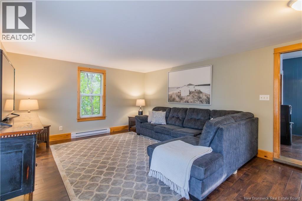 1137 Main Street - 5