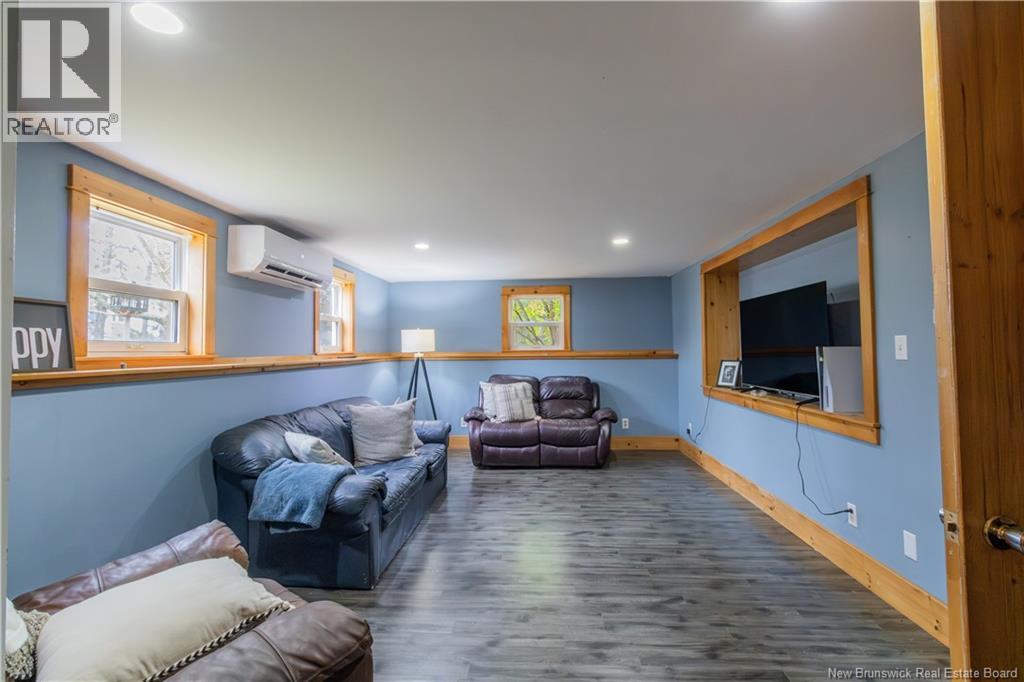 1137 Main Street - 31
