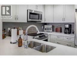 604, 32 Varsity Estates Circle Nw, Calgary, AB T3A2Y1 Photo 8