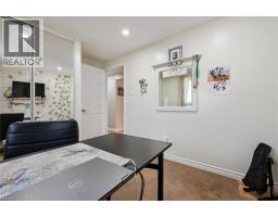 172 Laurentian Drive, Kitchener, ON N2E1Y3 Photo 15