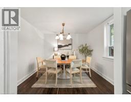 Living room - 284 East 21st Street, Hamilton, ON L8V2T9 Photo 10