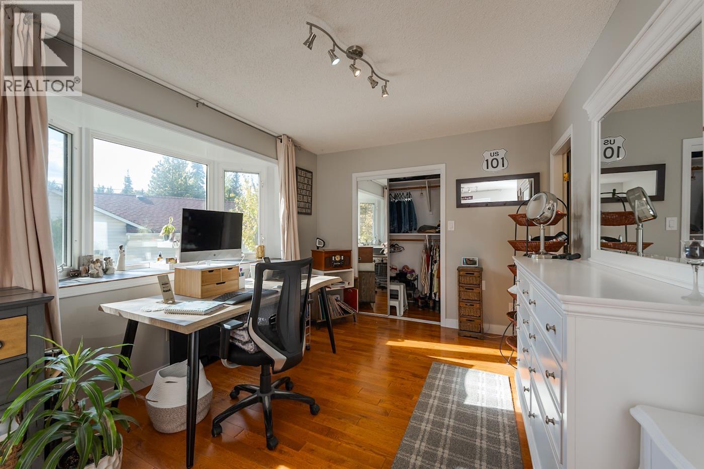 6060 SPRINGALL CRESCENT - 20