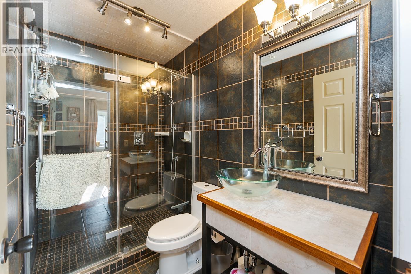 Photo 22 of 40 — 6060 SPRINGALL CRESCENT · Prince George, BC
