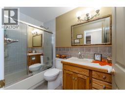 Photo 18 of 40, 6060 SPRINGALL CRESCENT · Prince George, BC