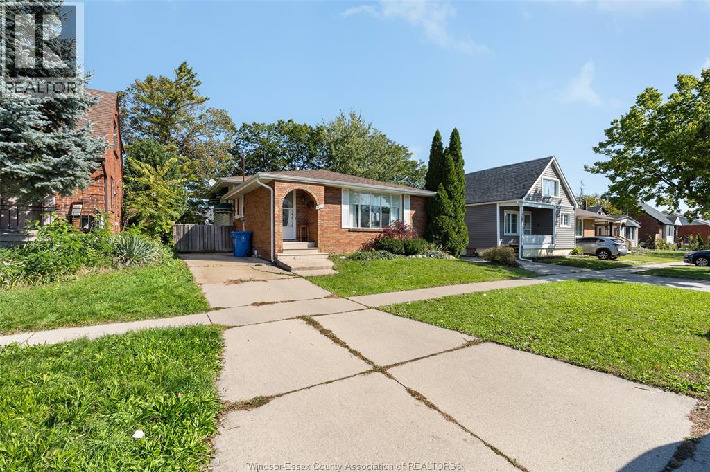 932 REEDMERE ROAD - 2