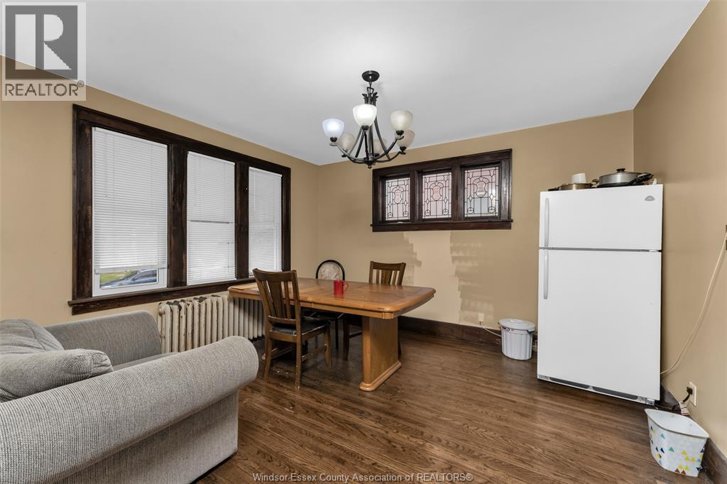 1120 DOUGALL AVENUE - Image 10