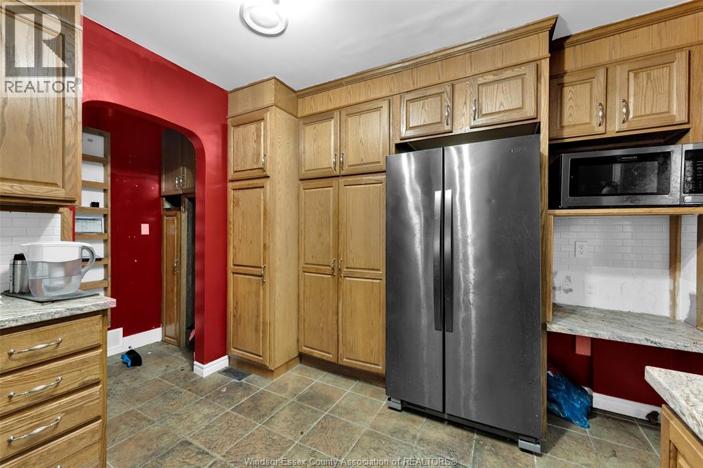 1120 DOUGALL AVENUE - Image 14