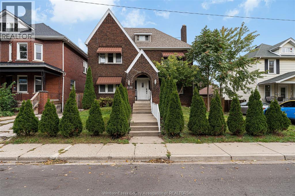 1120 DOUGALL AVENUE - 2
