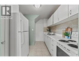 1730 Columbia Court Unit# 106, Windsor, ON N9E1B1 Photo 14