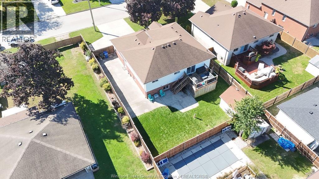 1520 MAPLE - 38