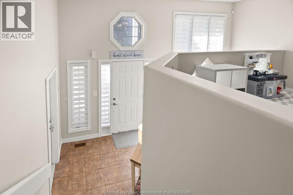 1520 MAPLE - Image 5
